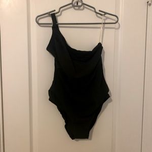 One shoulder black swimsuit